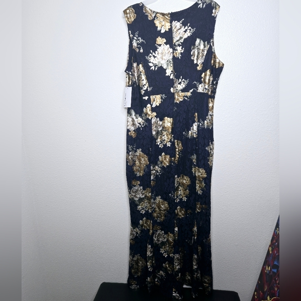 EnFocus Studio Navy blue Maxi dress with Floral design Sz 14 - Picture 5 of 13